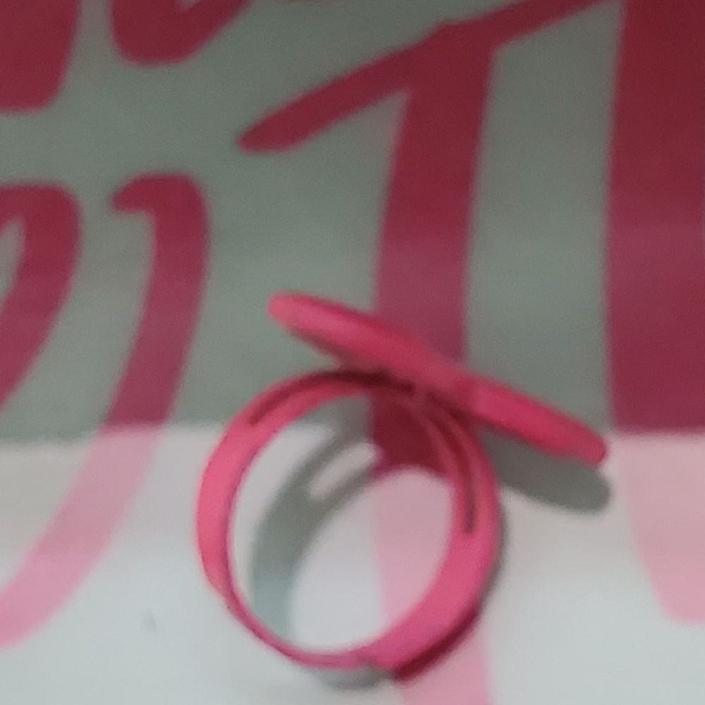 Pink ring - Picture 2 of 2